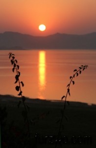 landscape5-Sunset-over-Irawaddy-River-Myanmar-295x450