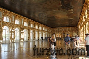 Catherine's Palace, One of many halls